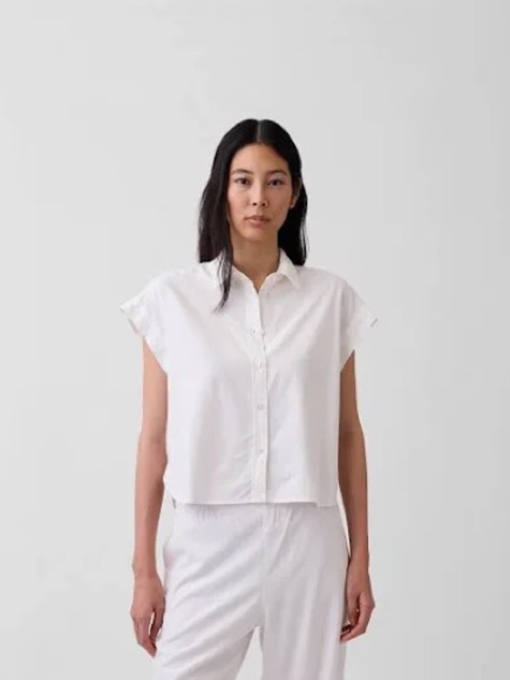 GAP White Short-Sleeve Boxy Button-Down Shirt - Picture 5 of 5